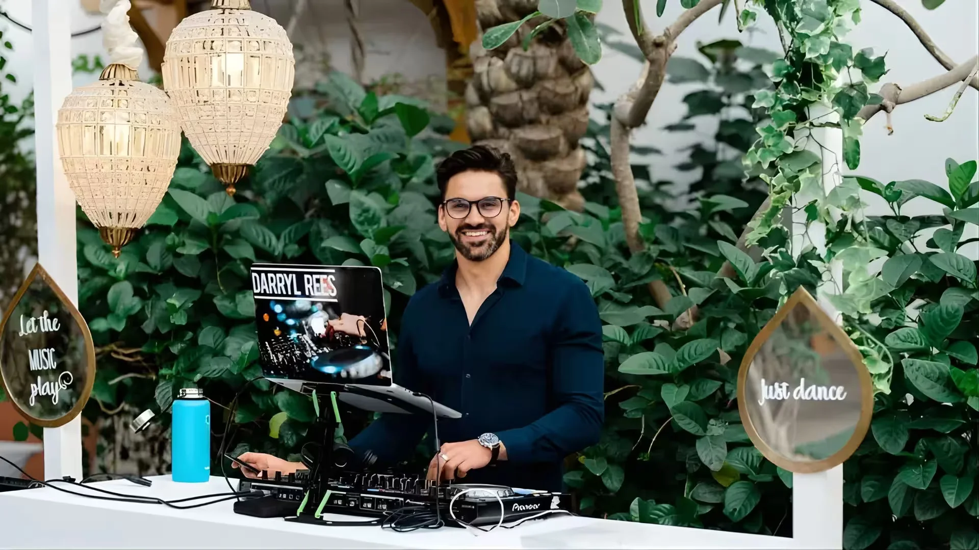 Darryl Rees performing as a WEDDING DJ in Dubai Darryl Rees performing as a WEDDING DJ in Dubai